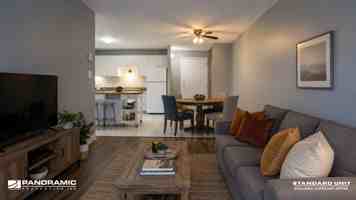 featured image of 1693 Paris St