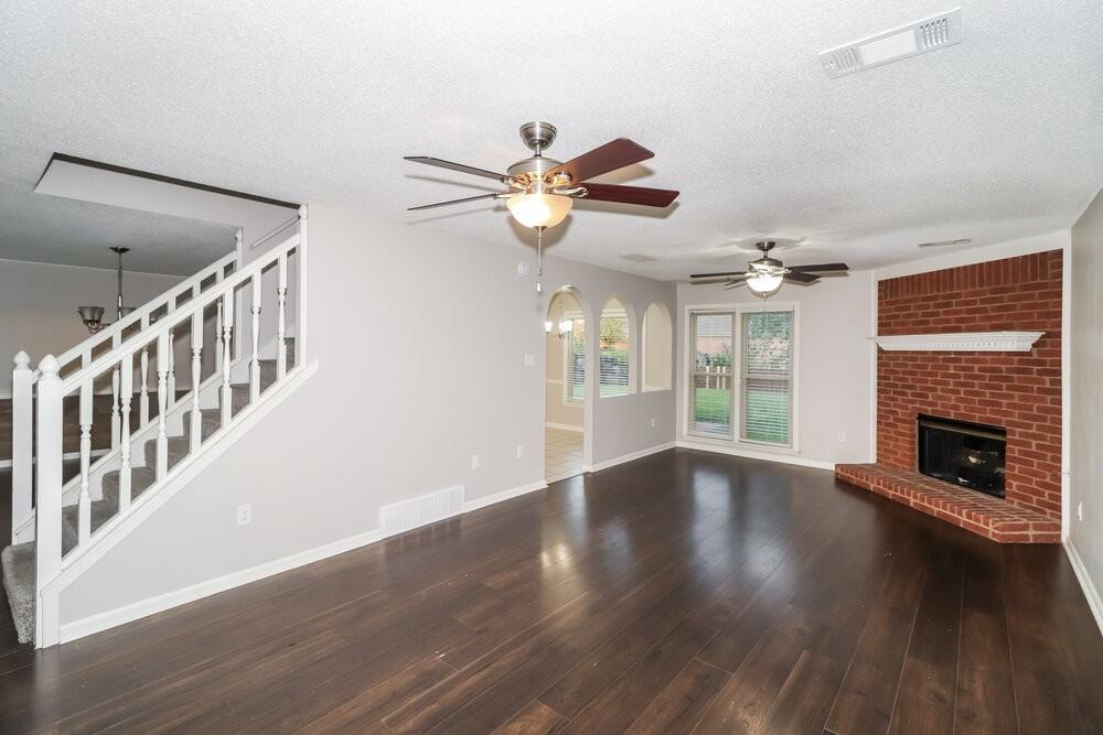 2776 Fletcher Park Cir E - Photo 6 of 17