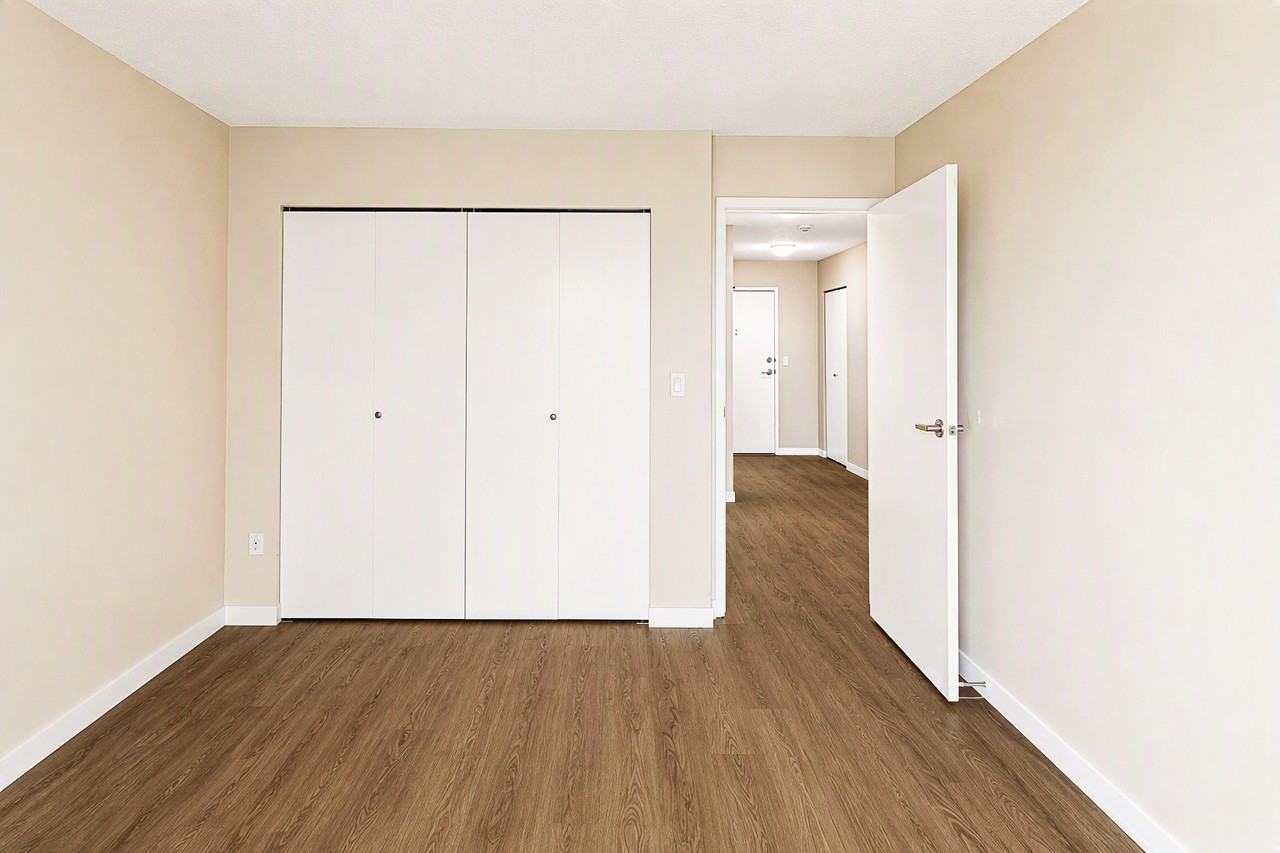 Burnside Apartments - Photo 2 of 11