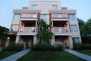 featured image of 405 Tweedsmuir Ave
