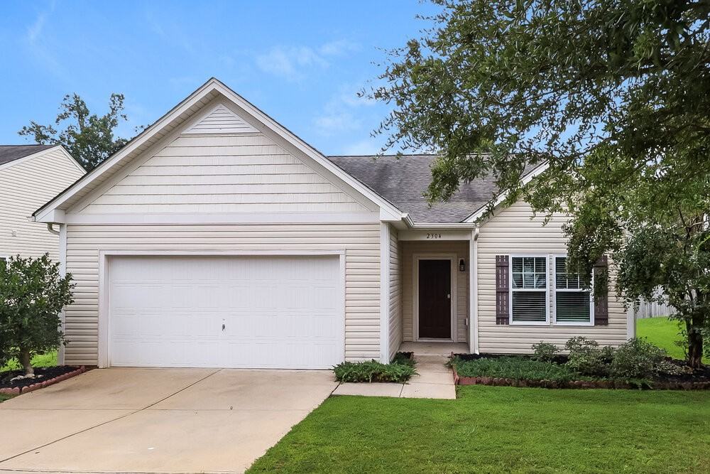 2304 Lake Vista Dr