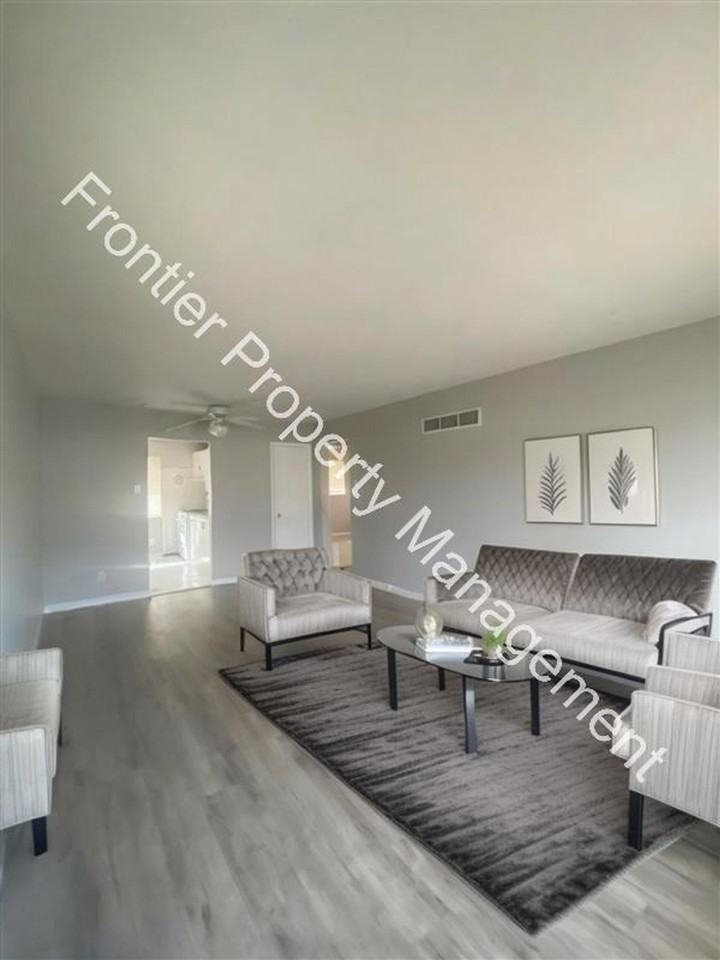 Northbrook Apartments - Photo 7 of 50