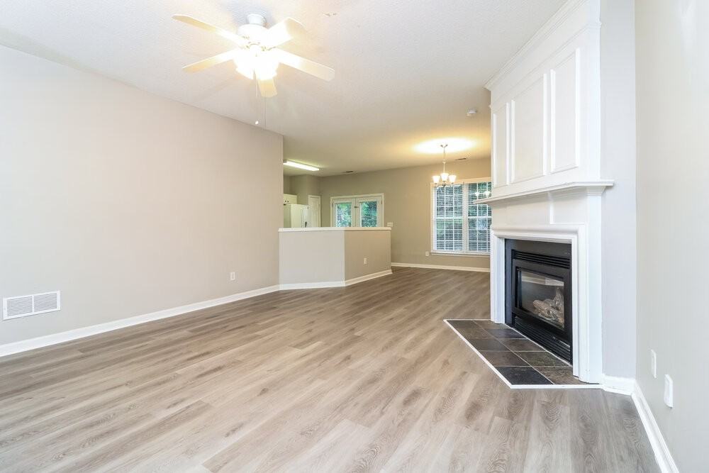 1114 Dunedin Trl - Photo 6 of 17