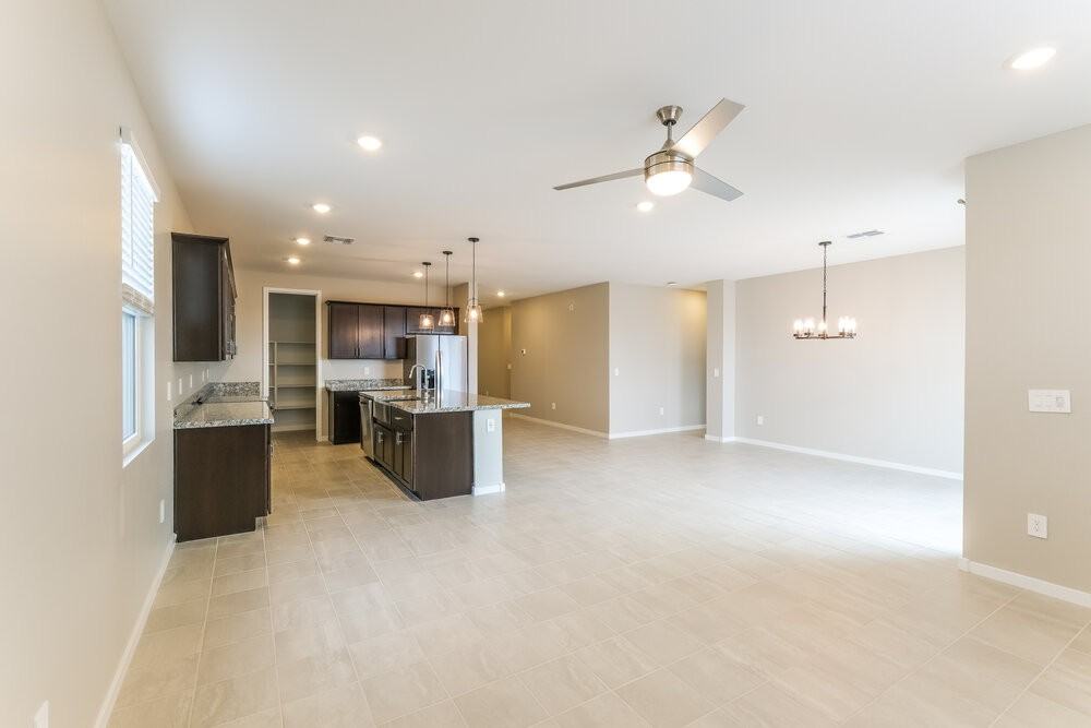 24475 W Chambers St - Photo 4 of 16