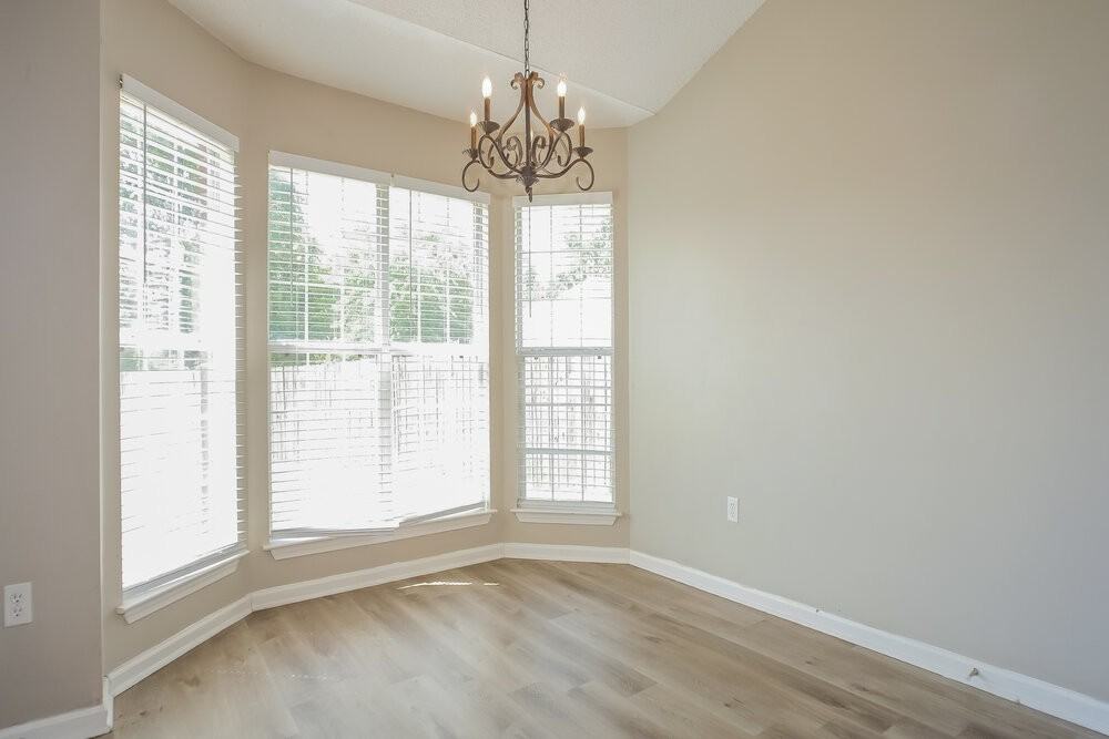 8169 Manhatten Dr - Photo 6 of 17