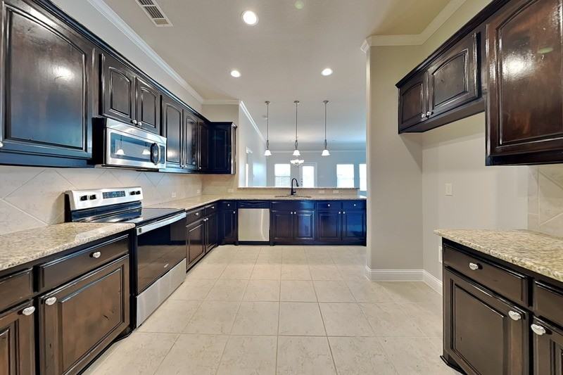 218 Valley View Dr - Photo 6 of 19