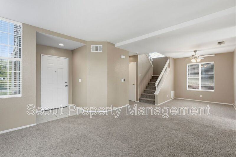 45356 Escalante Ct - Photo 4 of 33