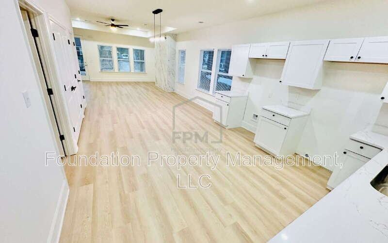 910 Dickinson St - Photo 6 of 19