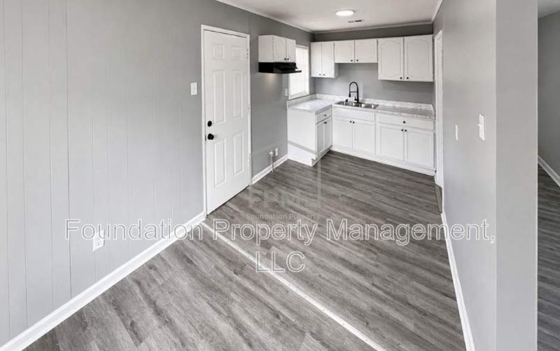 765 Marywood St - Photo 4 of 16