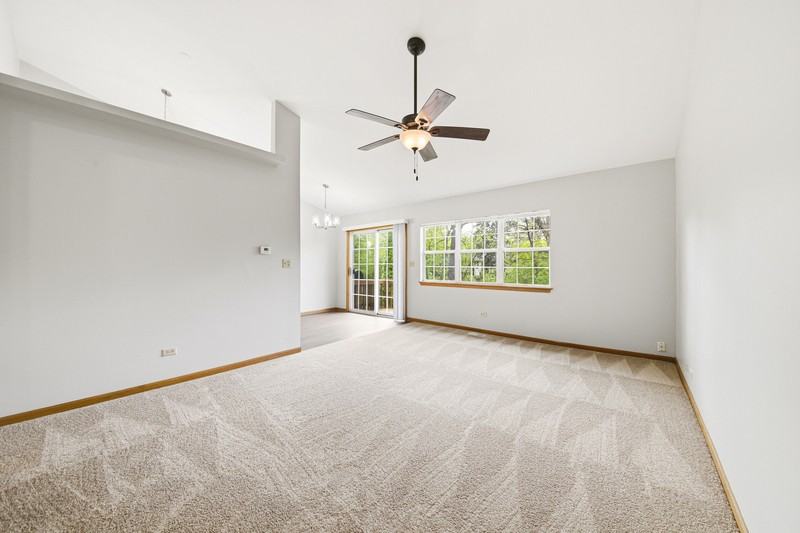615 Buckskin Ln - Photo 4 of 25