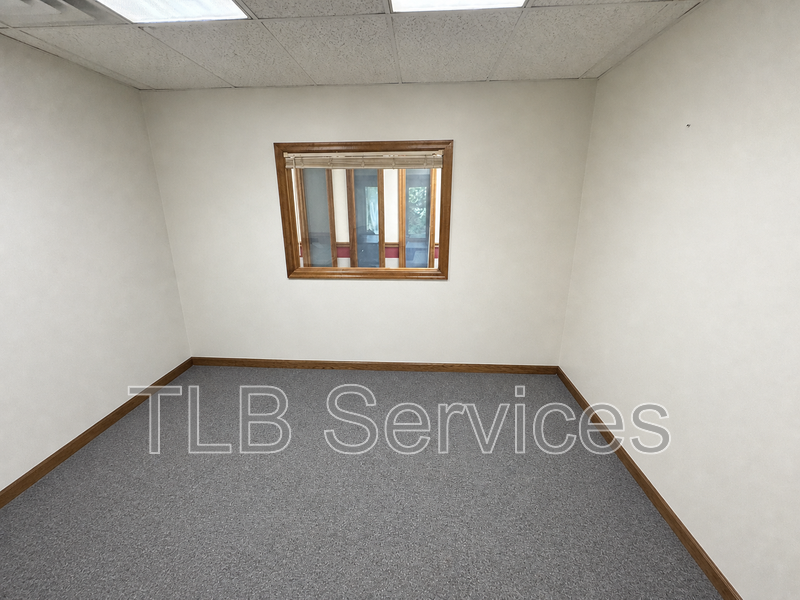 23 Baker Dr - Photo 5 of 11