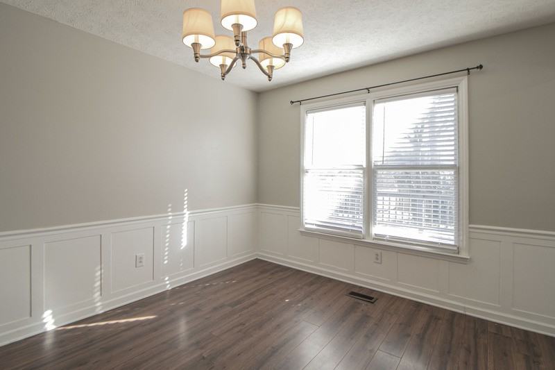 1719 Claire Ct - Photo 3 of 16