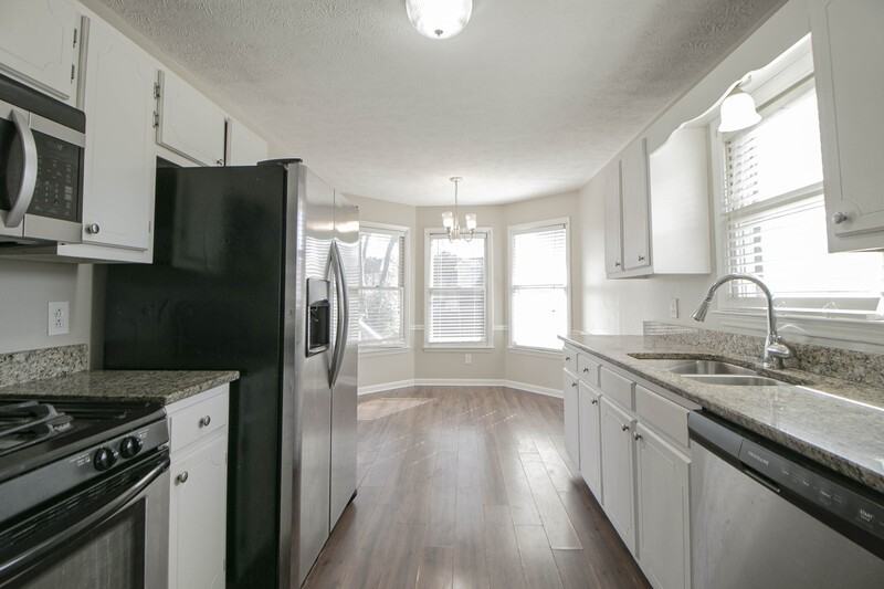 1719 Claire Ct - Photo 4 of 16