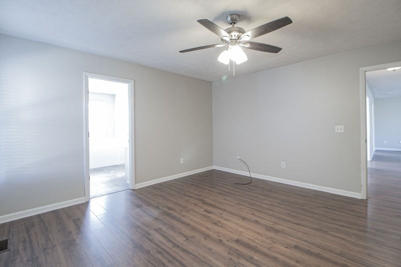 1719 Claire Ct - Photo 6 of 16
