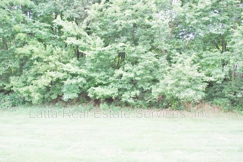 3249 Nw Mill Dr - Photo 3 of 11