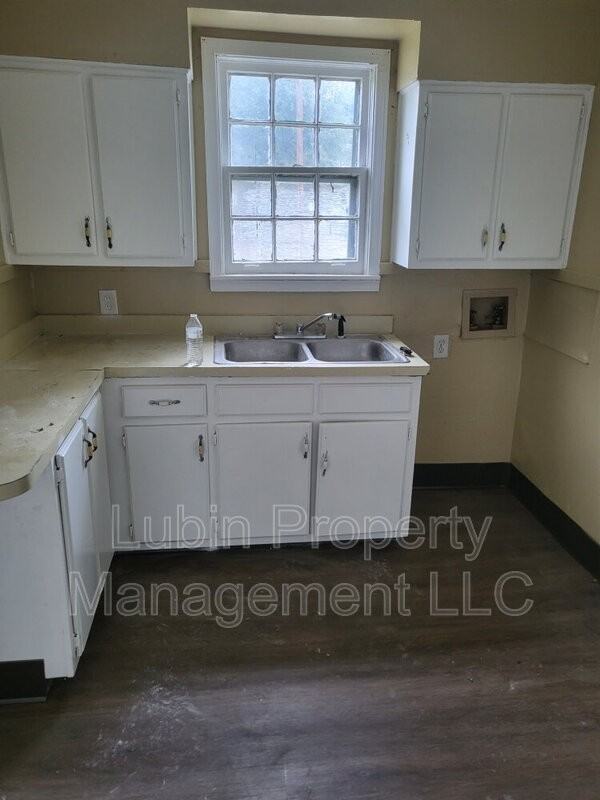 1968 Belmar St - Photo 5 of 5