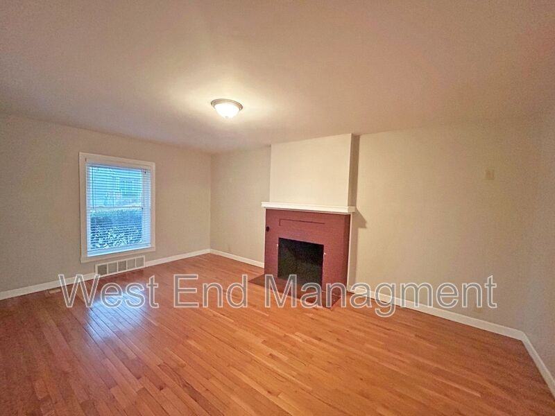 1108 Collingwood Dr - Photo 5 of 11