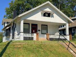 featured image of 2400 N 12th St