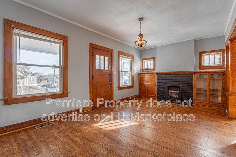 2400 N 12th St - Photo 2 of 13