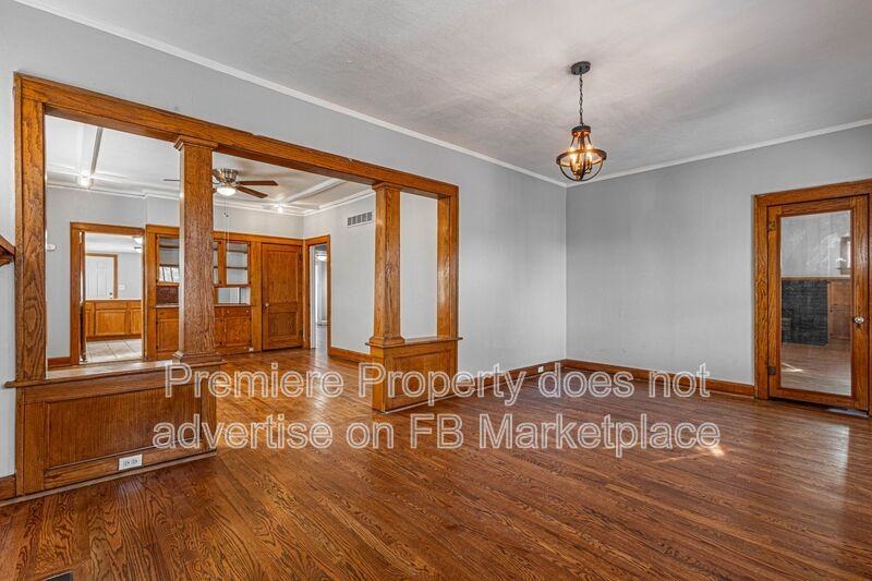 2400 N 12th St - Photo 3 of 13