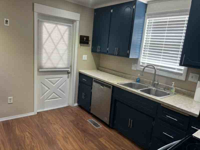 216 Foote St - Photo 3 of 17