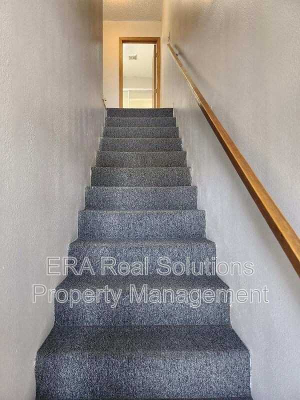 205 John St #C - Photo 3 of 20