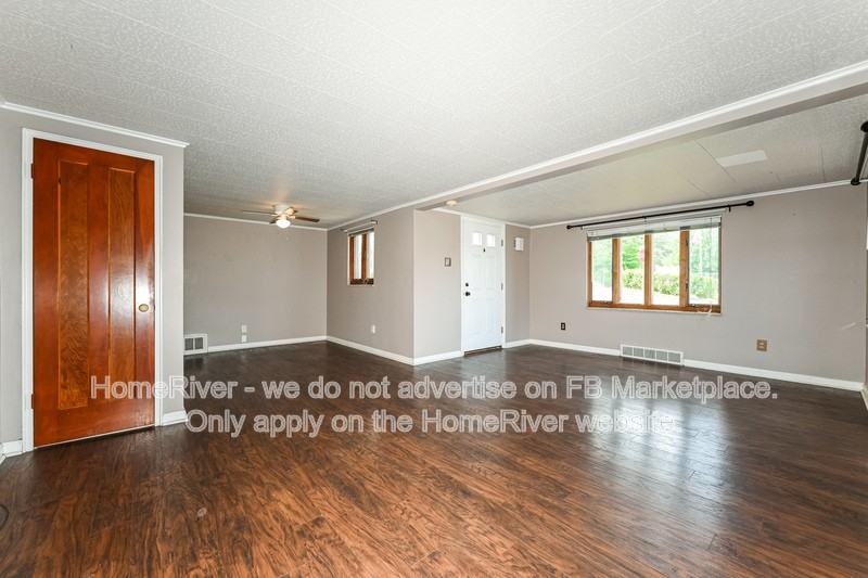 100 Castle Rd - Photo 6 of 38