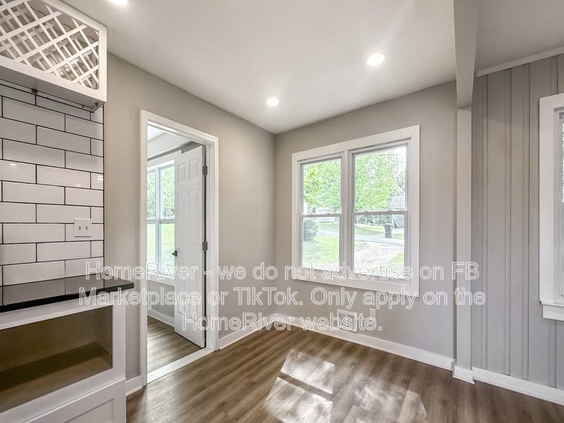 5205 Silhouette Ln Sw - Photo 4 of 14