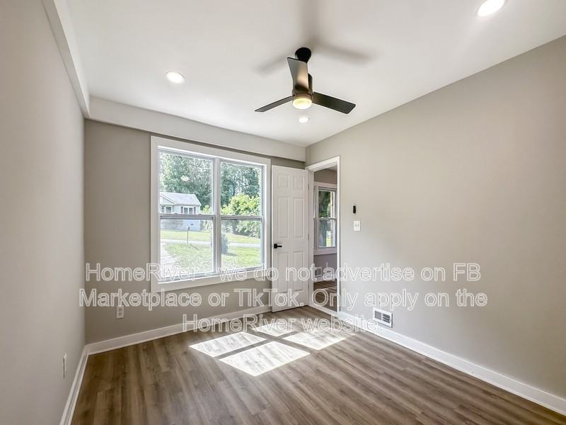 5205 Silhouette Ln Sw - Photo 6 of 14