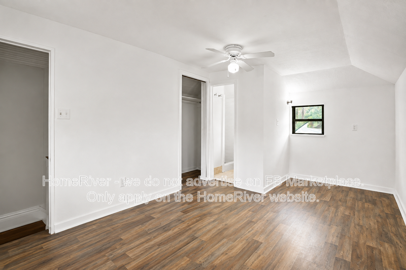1514 Mcduff Ave S #1 - Photo 7 of 17