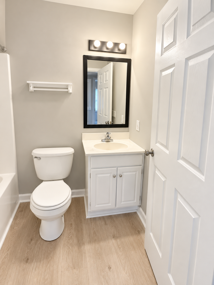 656 Lakeside Ave - Photo 6 of 12
