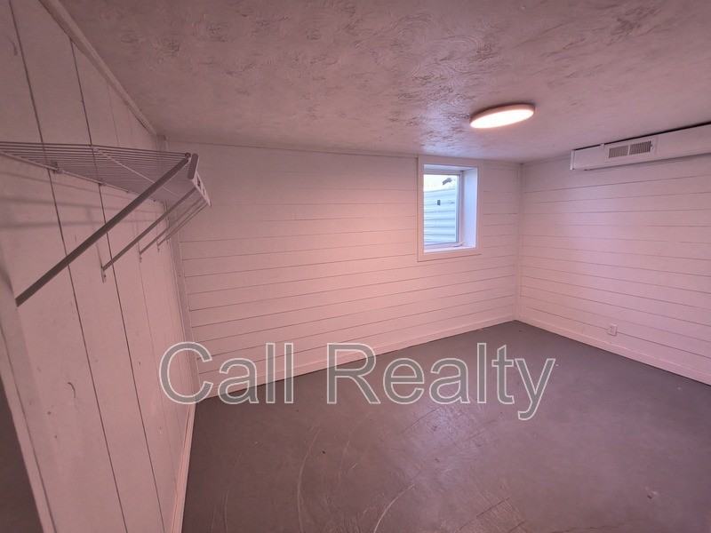 19019 E Alki Ave - Photo 6 of 9