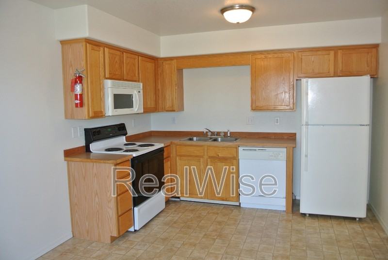 1931 Nw Larch Spur Ct - Photo 6 of 14