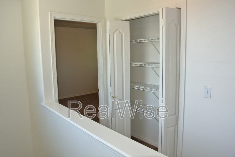 1931 Nw Larch Spur Ct - Photo 7 of 14