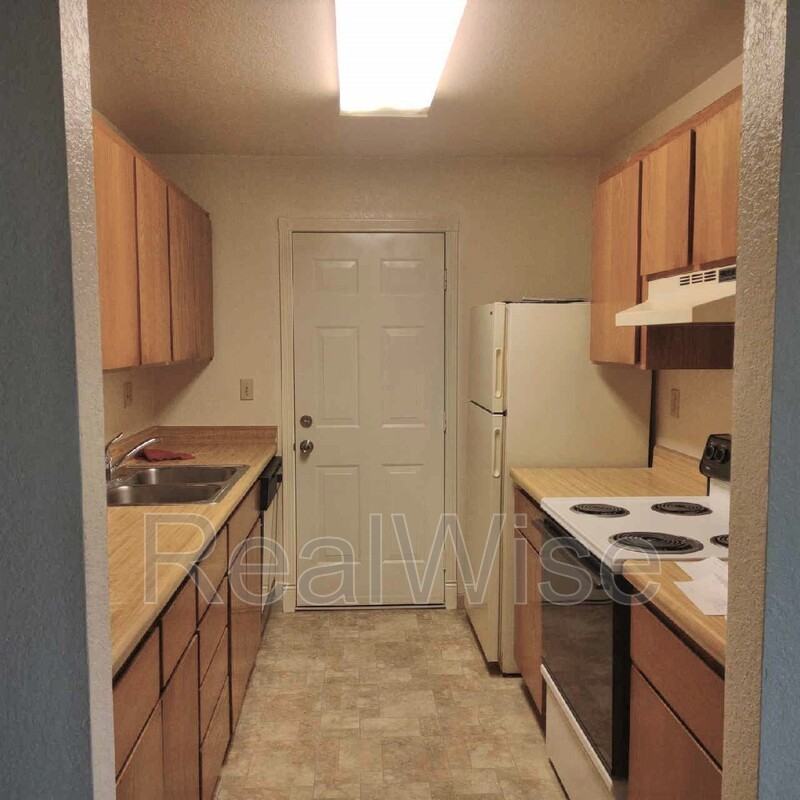 120 Sunny Ln - Photo 7 of 17