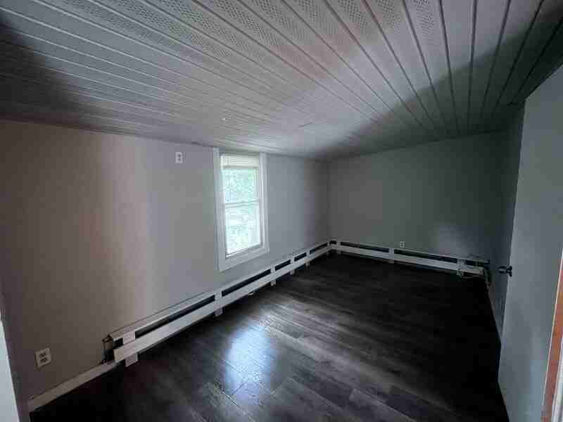 164 Parsells Ave - Photo 5 of 7