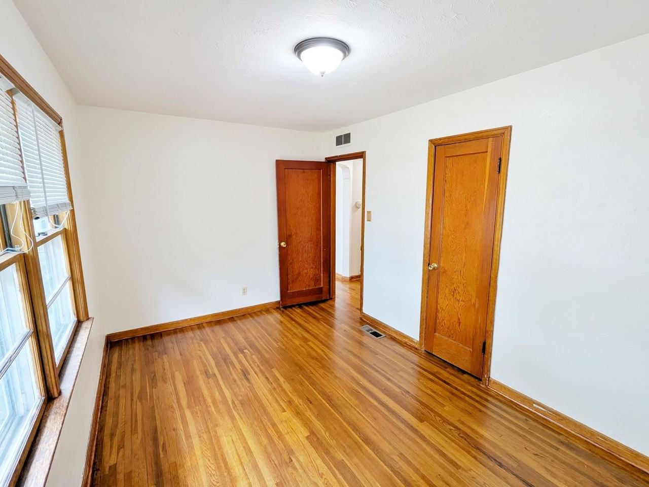 2020 N Weber St - Photo 6 of 21