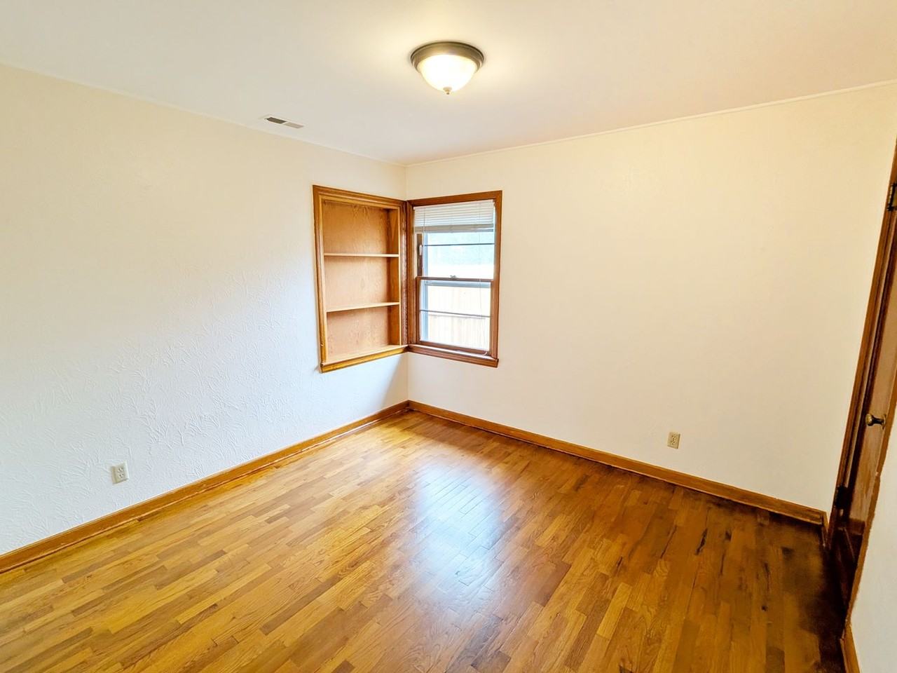 2020 N Weber St - Photo 7 of 21