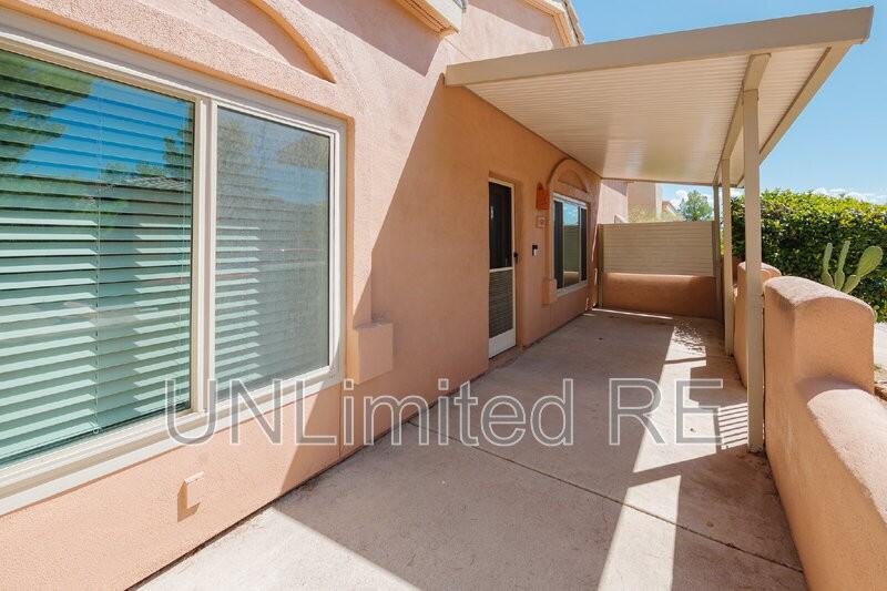 1620 E Parada Del Sol #B - Photo 5 of 27
