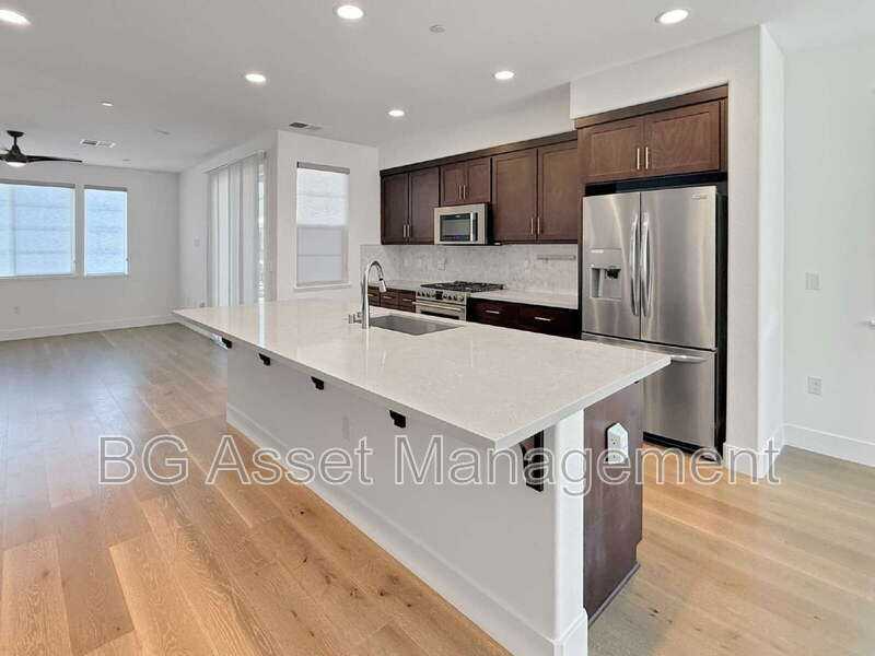 223 Bolt Ct - Photo 2 of 28