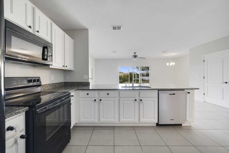 312 Arbor Lakes Dr - Photo 3 of 14