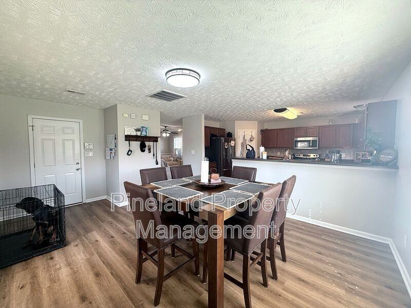 153 Abbey Ln - Photo 6 of 25