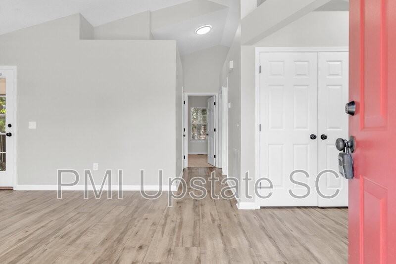 244 Oak Valley Dr - Photo 5 of 28