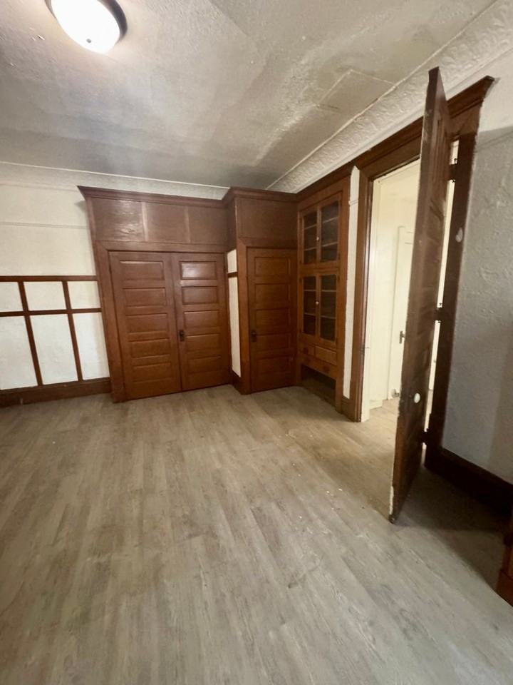 800 Brown - Photo 5 of 15