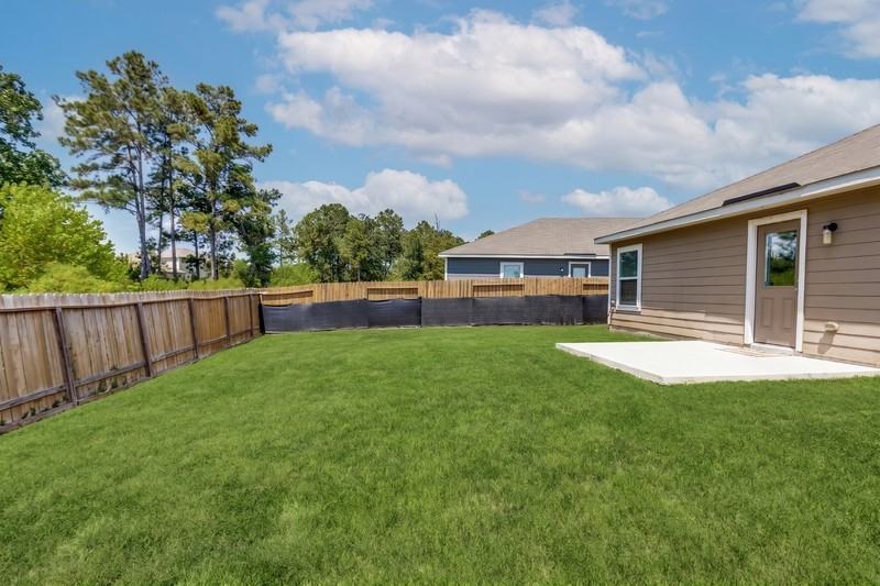 23104 Shakespeare Dr - Photo 4 of 25