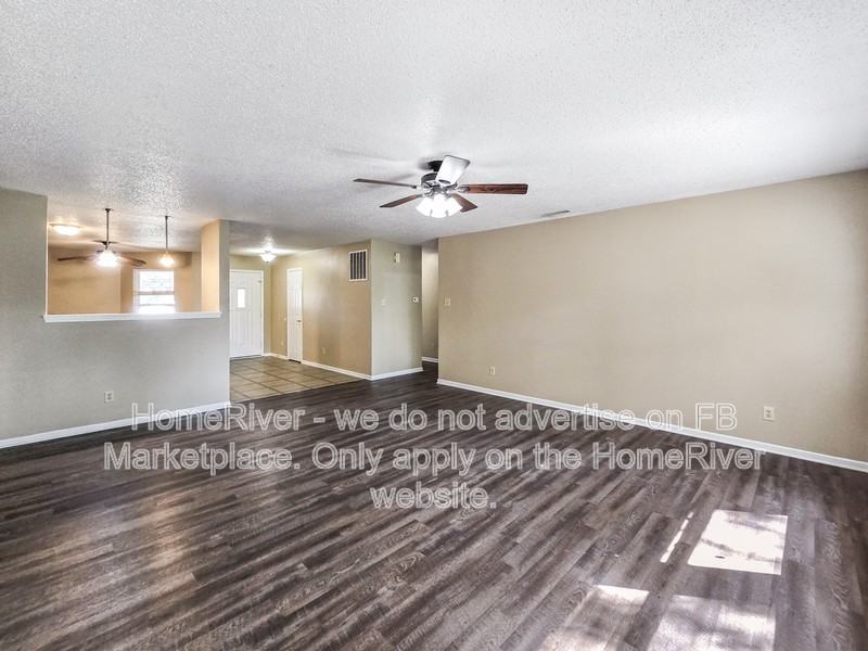 1294 Castleford Ln - Photo 3 of 21