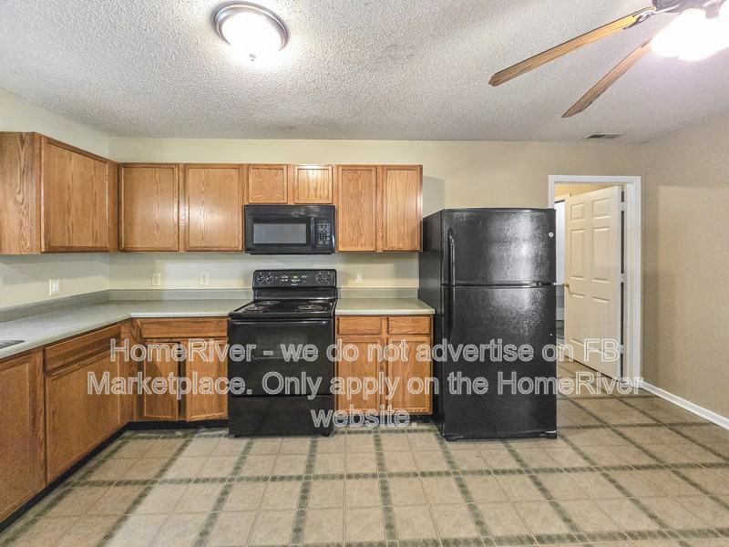1294 Castleford Ln - Photo 5 of 21