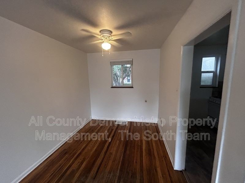 10207 E 14th Ave - Photo 6 of 13