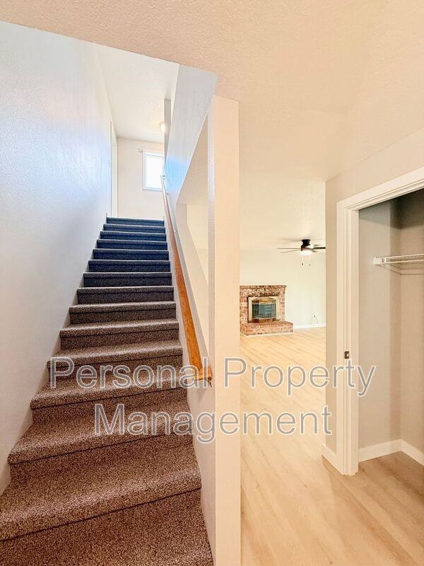 15803 Ne 4th Cir - Photo 2 of 29