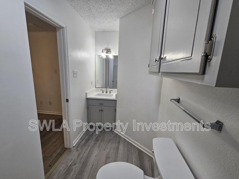 1750 S Tallowood Dr - Photo 6 of 10